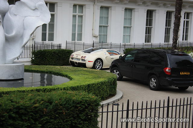 Bugatti Veyron spotted in London, United Kingdom