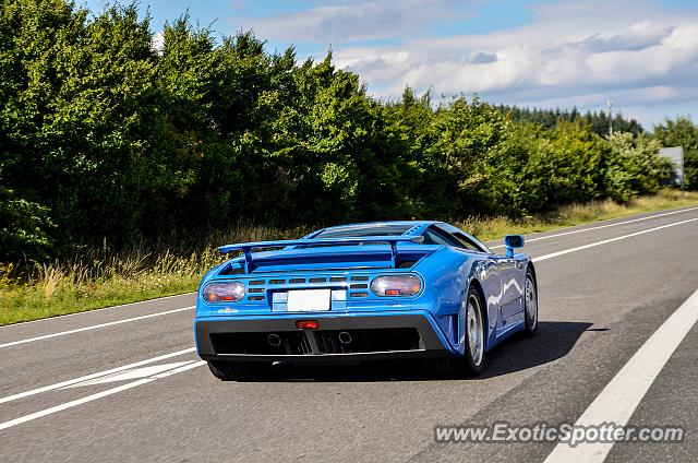 Bugatti EB110 spotted in Meuspath, Germany