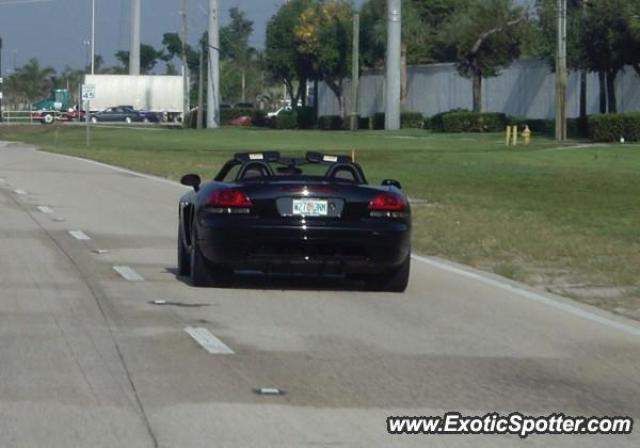 Dodge Viper spotted in Coral Springs, Florida