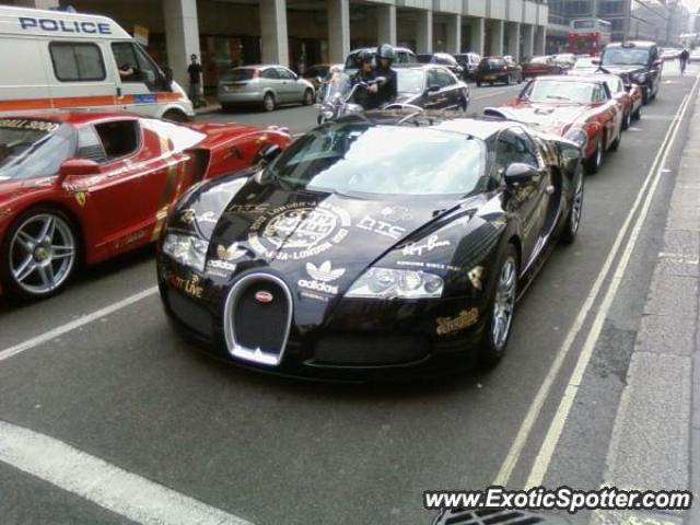 Bugatti Veyron spotted in London, United Kingdom