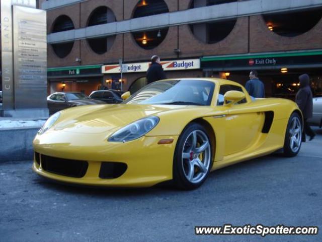 Porsche Carrera GT spotted in Toronto, Canada