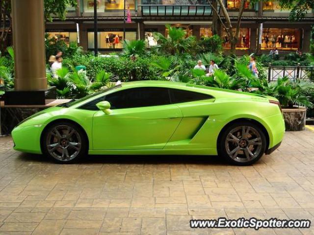 Lamborghini Gallardo spotted in Singapore, Singapore