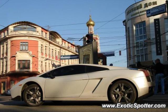 Lamborghini Gallardo spotted in Moscow, Russia