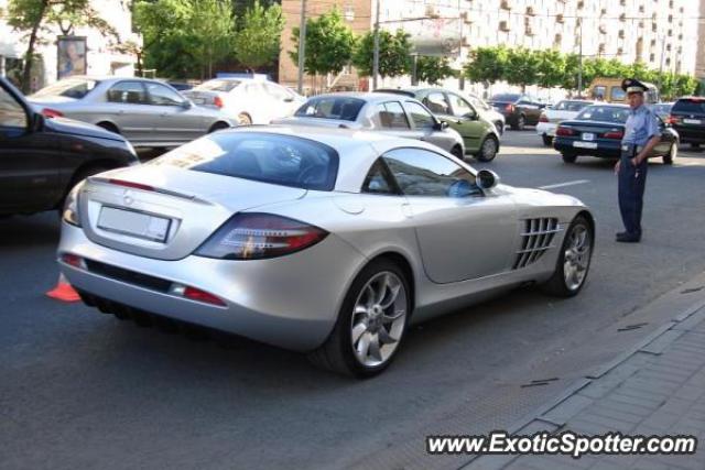 Mercedes SLR spotted in Moscow, Russia
