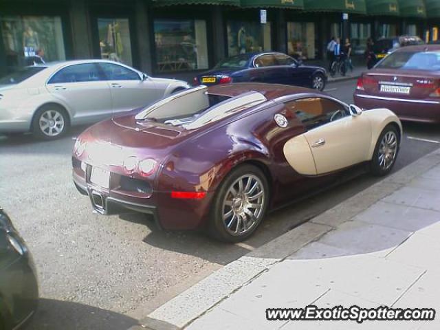 Bugatti Veyron spotted in London, United Kingdom