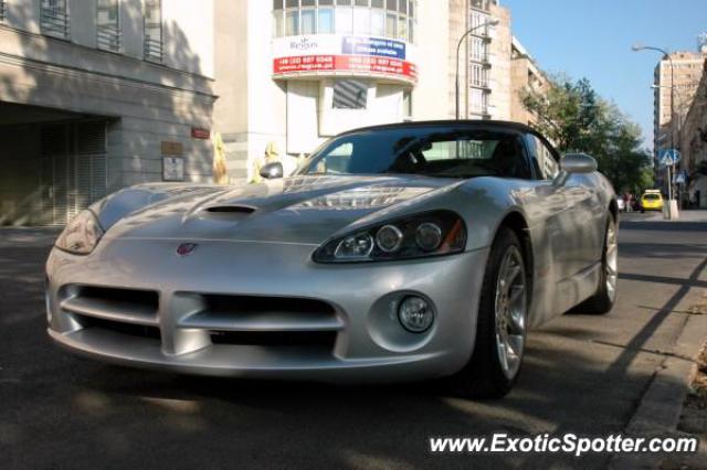 Dodge Viper spotted in Warsaw, Poland