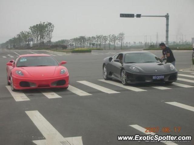 Ferrari F430 spotted in Zhejiang, China