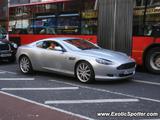 Aston Martin DB9