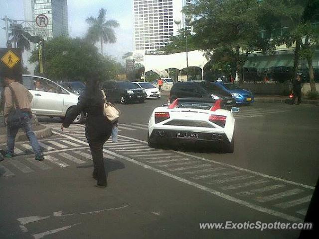 Lamborghini Gallardo spotted in Jakarta, Indonesia