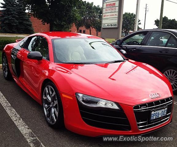 Audi R8 spotted in Toronto, Ontario, Canada