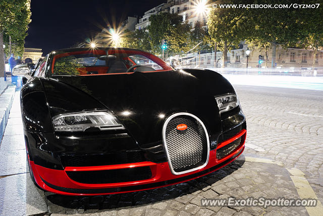 Bugatti Veyron spotted in Paris, France