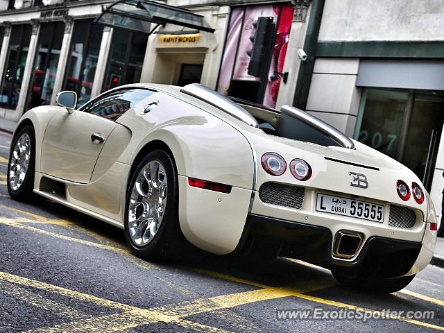 Bugatti Veyron spotted in London, United Kingdom