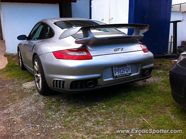 Porsche 911 GT2 spotted in La Libertad, El Salvador