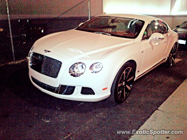 Bentley Continental spotted in Chicago, Illinois