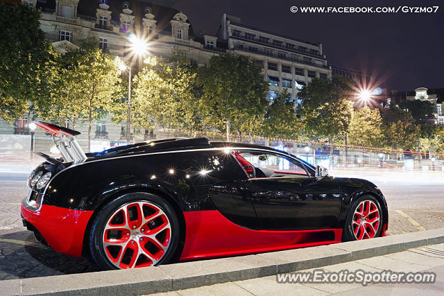 Bugatti Veyron spotted in Paris, France