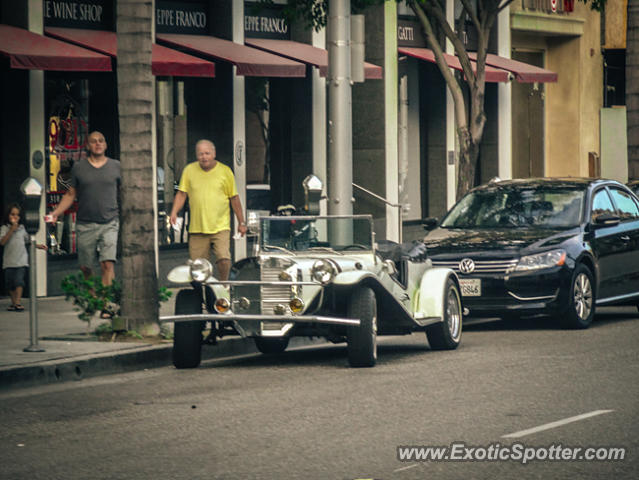 Other Vintage spotted in Beverly Hills, California