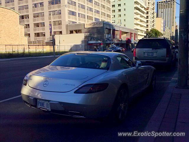 Mercedes SLS AMG spotted in Toronto, Canada