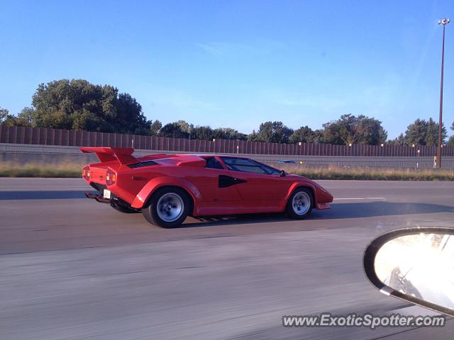 Lamborghini Countach spotted in Bloomington, Minnesota