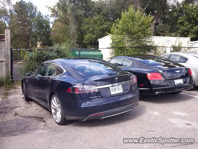 Bentley Continental spotted in Toronto, Canada