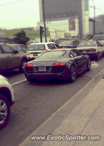 Audi R8 spotted in Lima, Peru