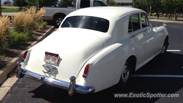 Rolls Royce Silver Cloud spotted in Highlands ranch, Colorado