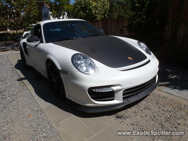 Porsche 911 GT2 spotted in Palo Alto, California