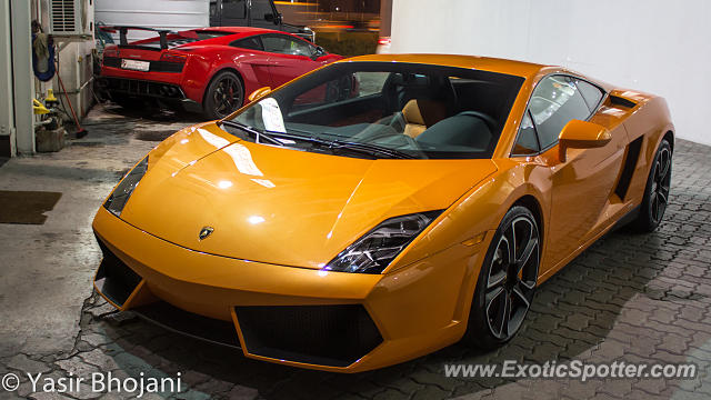 Lamborghini Gallardo spotted in Dubai, United Arab Emirates