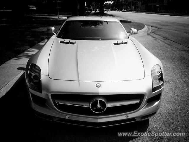 Mercedes SLS AMG spotted in Dallas, Texas