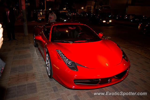 Ferrari 458 Italia spotted in Lima, Peru