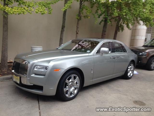 Rolls Royce Ghost spotted in Short hills, New Jersey