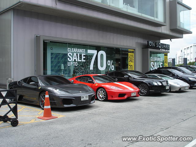 Lamborghini Diablo spotted in Bangkok, Thailand