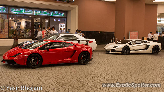 Lamborghini Gallardo spotted in Dubai, United Arab Emirates