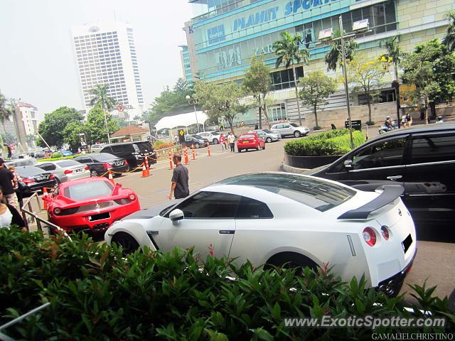 Ferrari 458 Italia spotted in Jakarta, Indonesia