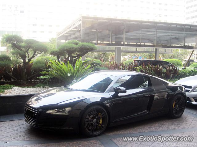 Audi R8 spotted in Jakarta, Indonesia