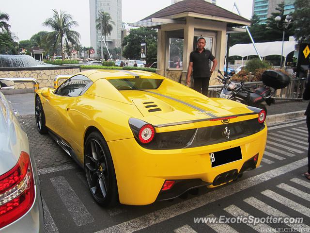 Ferrari 458 Italia spotted in Jakarta, Indonesia