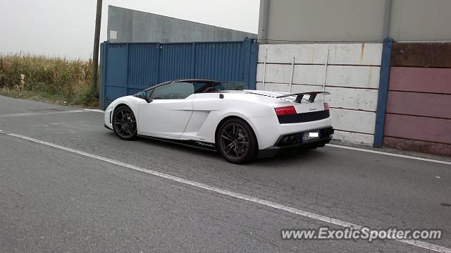 Lamborghini Gallardo spotted in Bergamo, Italy