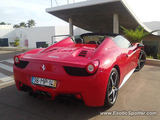 Ferrari 458 Italia spotted in Carcavelos beach, Portugal