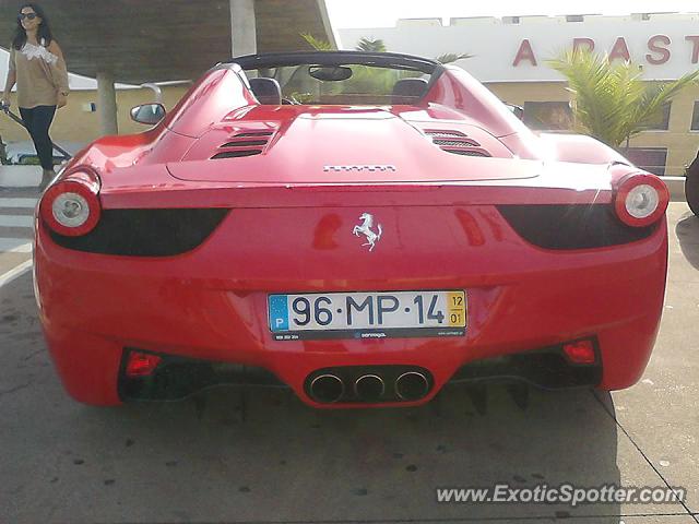 Ferrari 458 Italia spotted in Carcavelos, Portugal