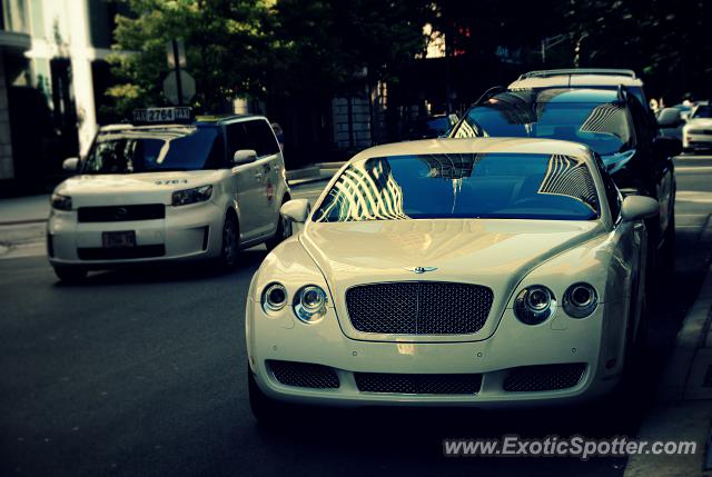 Bentley Continental spotted in Chicago, Illinois