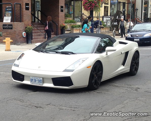 Lamborghini Gallardo spotted in Toronto, Canada