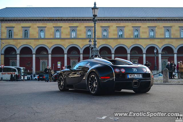 Bugatti Veyron spotted in Munich, Germany