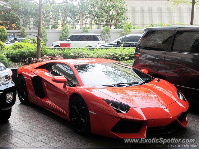 Lamborghini Aventador spotted in Jakarta, Indonesia