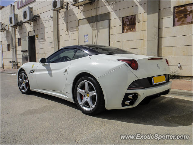 Ferrari California spotted in Be'er Sheva, Israel