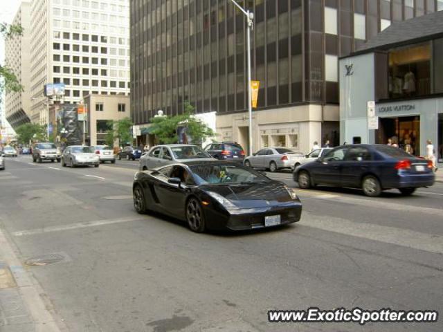 Lamborghini Gallardo spotted in Toronto, Canada