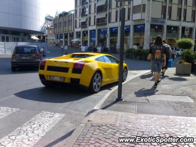 Lamborghini Gallardo spotted in Pordenone, Italy