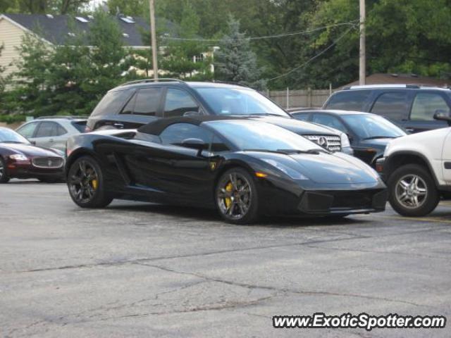 Lamborghini Gallardo spotted in Hinsdale, Illinois