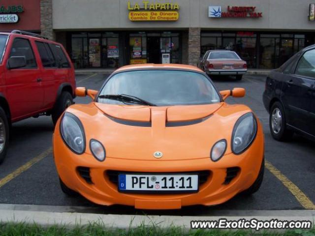 Lotus Elise spotted in Salt lake city, Utah