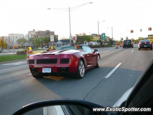 Lamborghini Gallardo spotted in Troy, Michigan