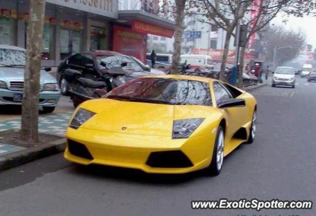 Lamborghini Murcielago spotted in Yiwu, China