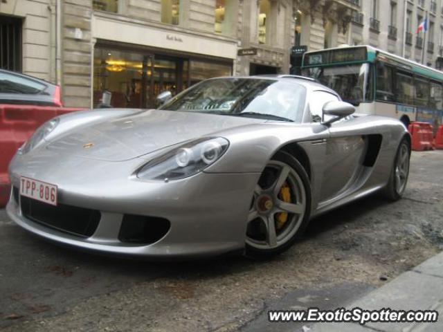 Porsche Carrera GT spotted in Paris, France